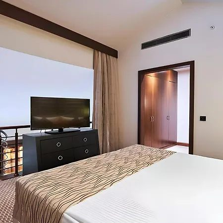 The Maxim 2025 Hotel 5*